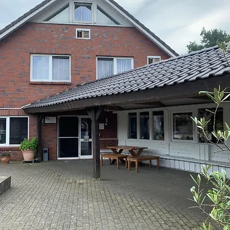 Guest house Iqbal-huette