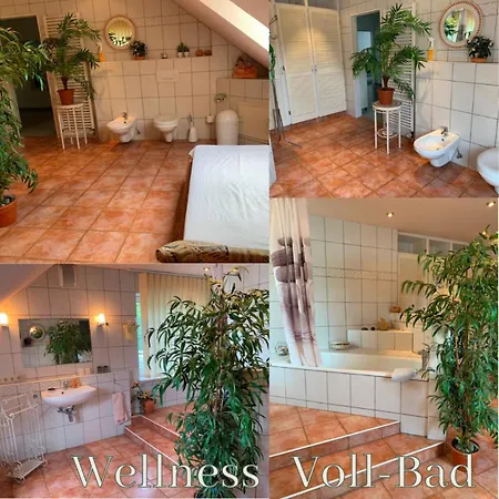 Iqbal-huette Guest house *