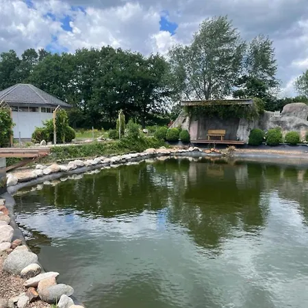 Iqbal-huette Guest house