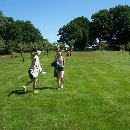 Iqbal-huette Guest house