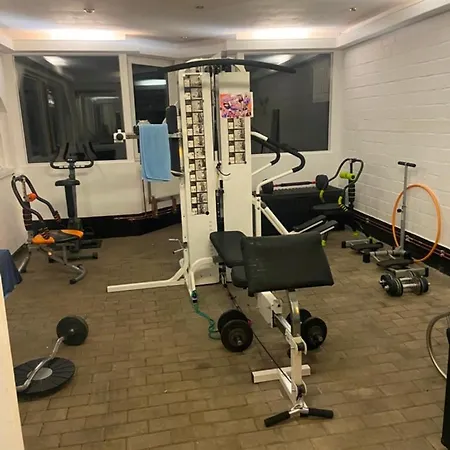 Guest house Iqbal-huette