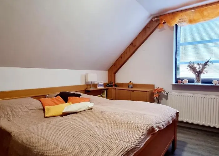 Iqbal-huette بيت ضيافة