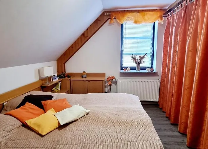 Iqbal-huette بيت ضيافة